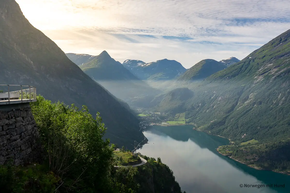 Norwegen & seine 10 schönsten Fjorde (mit Karte)