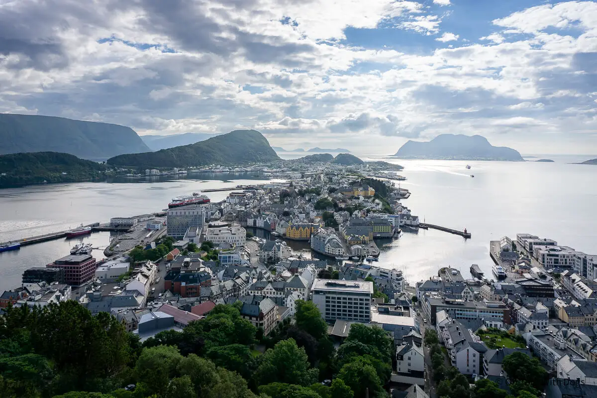 Norwegen & seine 8 schönsten Städte (mit Karte)